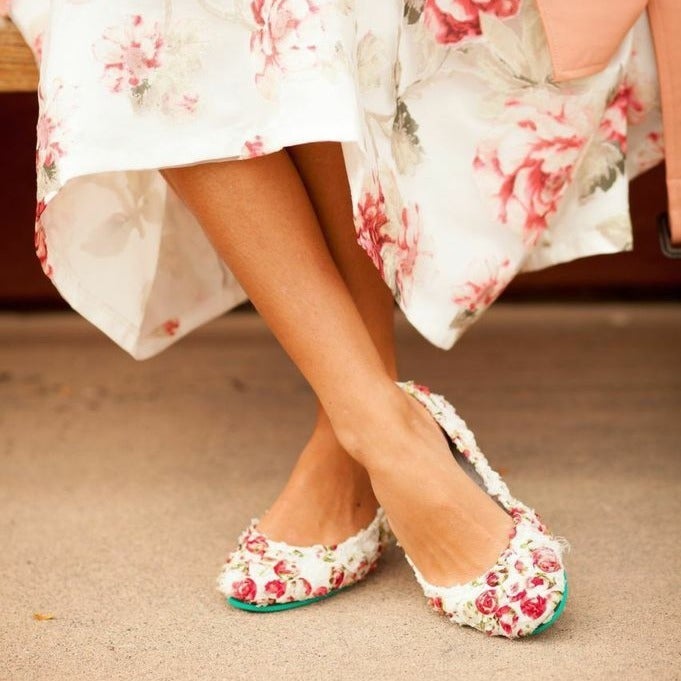 White store floral flats